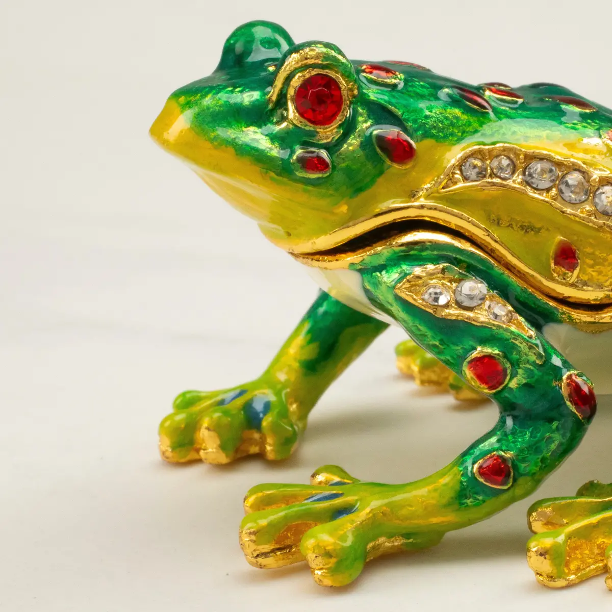 Frog Figurine Keepsake Box Made With Crystals 1