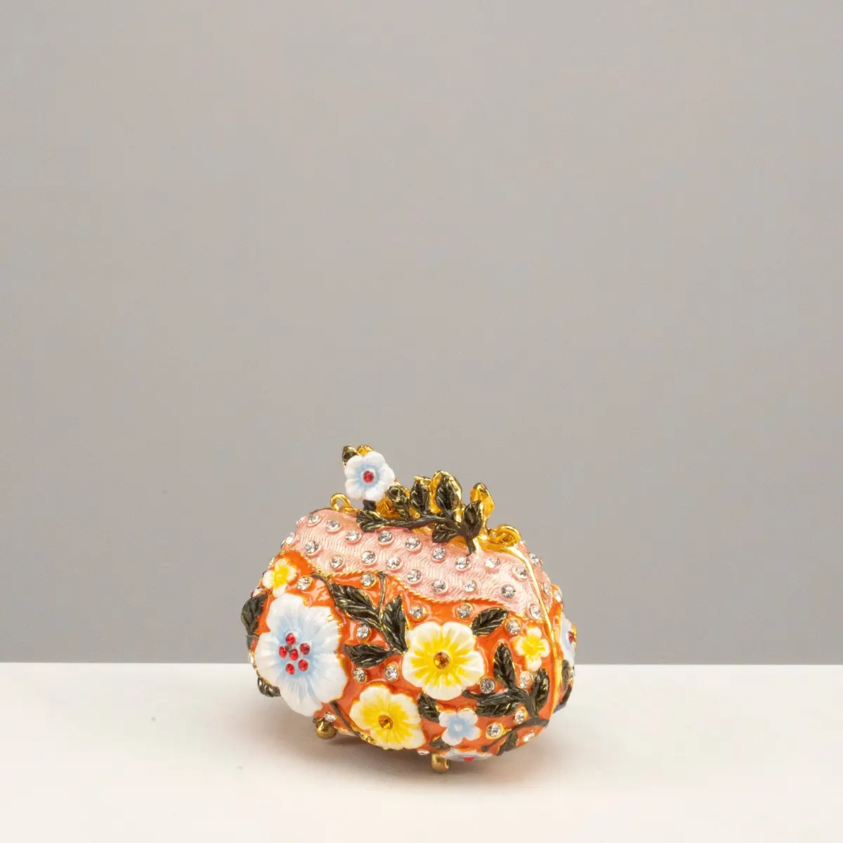 Handbag Figurine Keepsake Box Made With Crystals 1