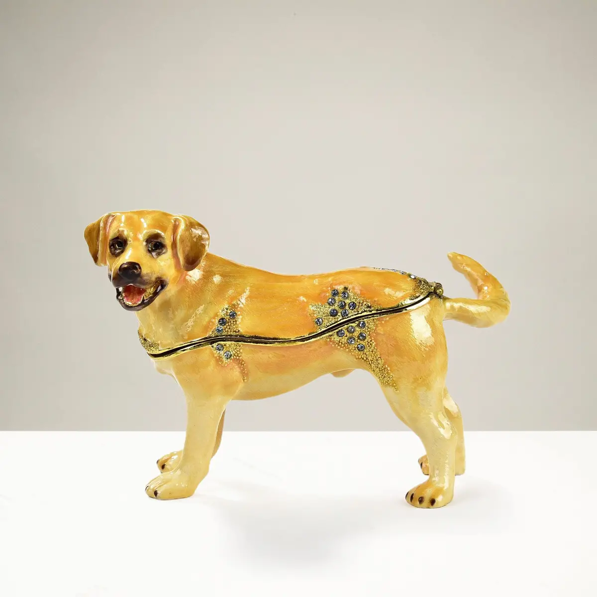 Labrador Retriever Figurine Keepsake Box Made With Crystals 1