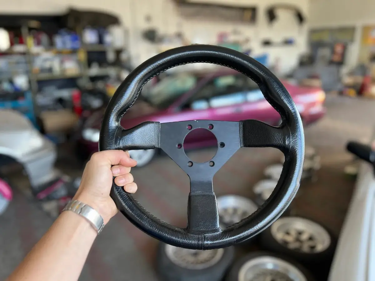 Nardi Gr3 Leather Steering Wheel 1