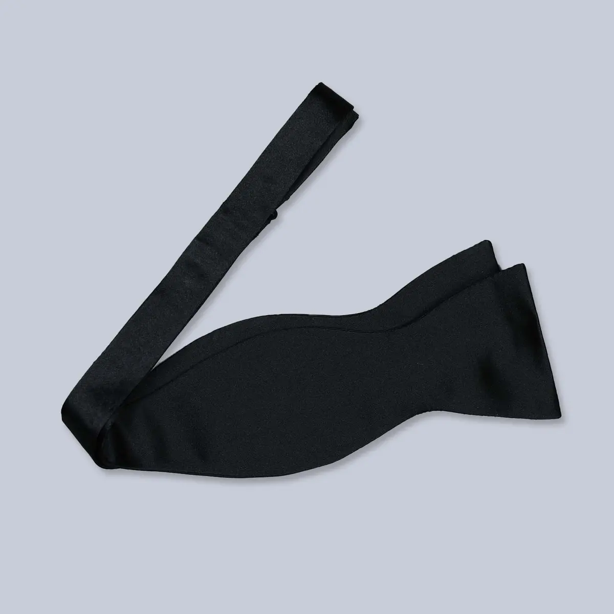 Black Silk Regular Bow Tie 1