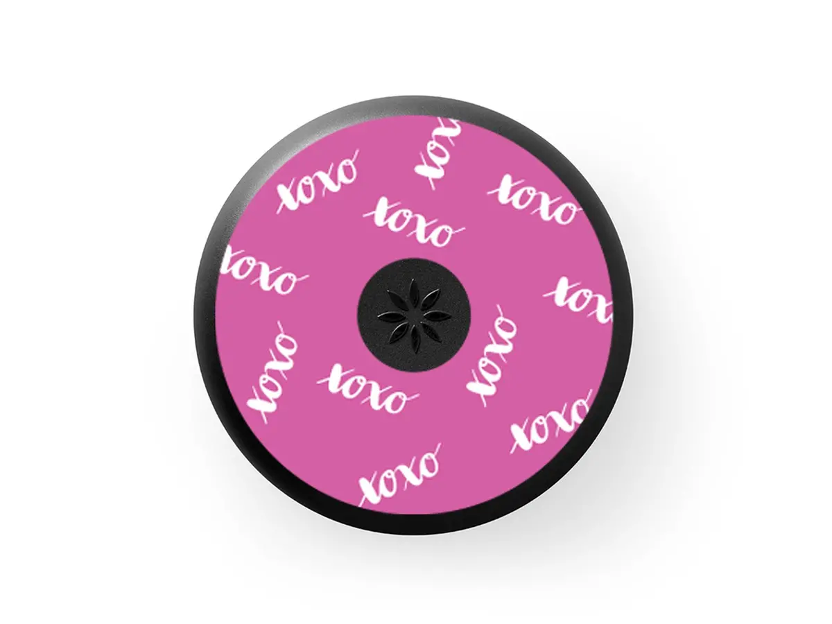 Invisalign™ Aligner Case Pink Xoxo 1
